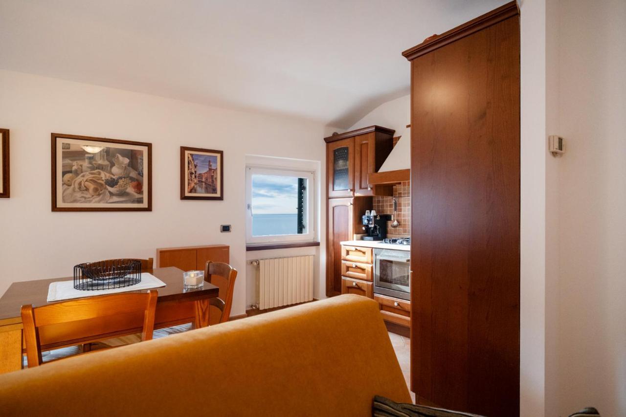 Apartmentsgarda - Baia Del Garda 5 Exterior foto