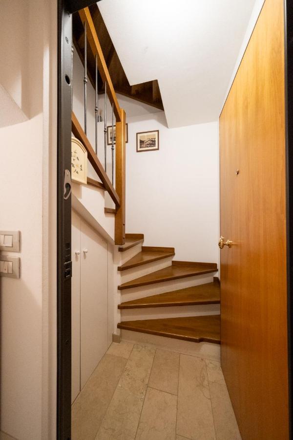 Apartmentsgarda - Baia Del Garda 5 Exterior foto