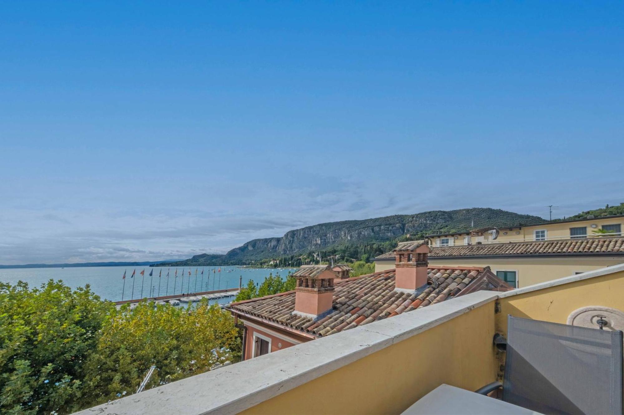 Apartmentsgarda - Baia Del Garda 5 Exterior foto