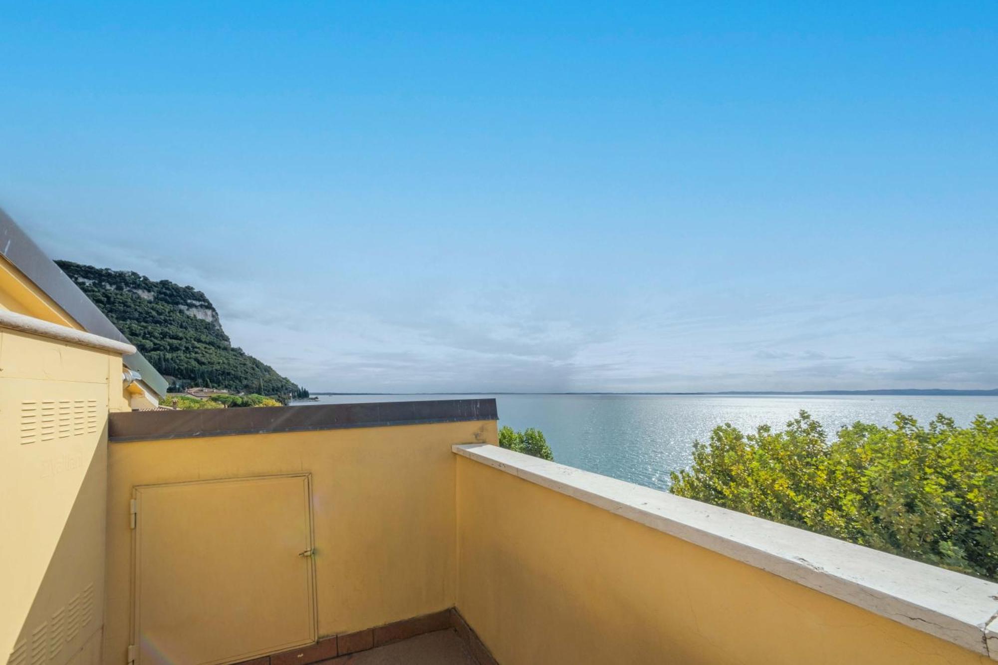 Apartmentsgarda - Baia Del Garda 5 Exterior foto